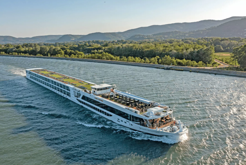 Beautiful Bordeaux France Kosher River Cruise